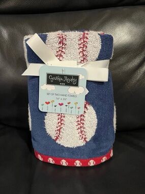 CYNTHIA ROWLEY Baseball Hand Towels, Set of 2